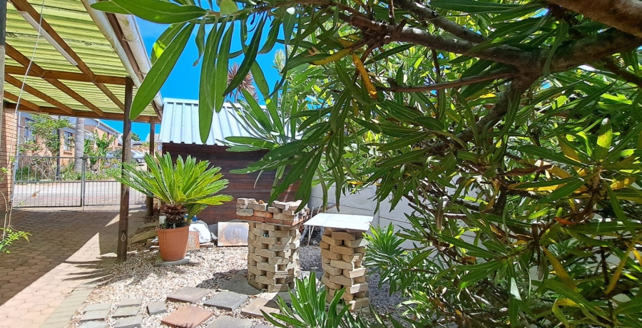 3 Bedroom Property for Sale in Heiderand Western Cape